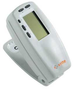 Рис. 6. Приборы контроля оптических характеристик