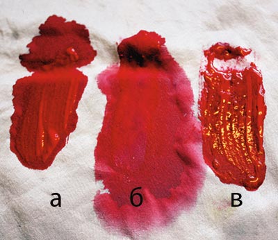 Рис. 11. Нормальная консистенция краски (а); добавлен смачиватель (б); добавлен загуститель (в)