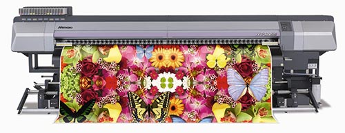 Рис. 9. Широкоформатный принтер для печати по текстилю